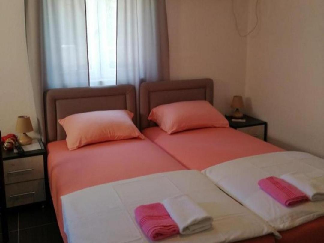 Sara Apartments Budva Luaran gambar